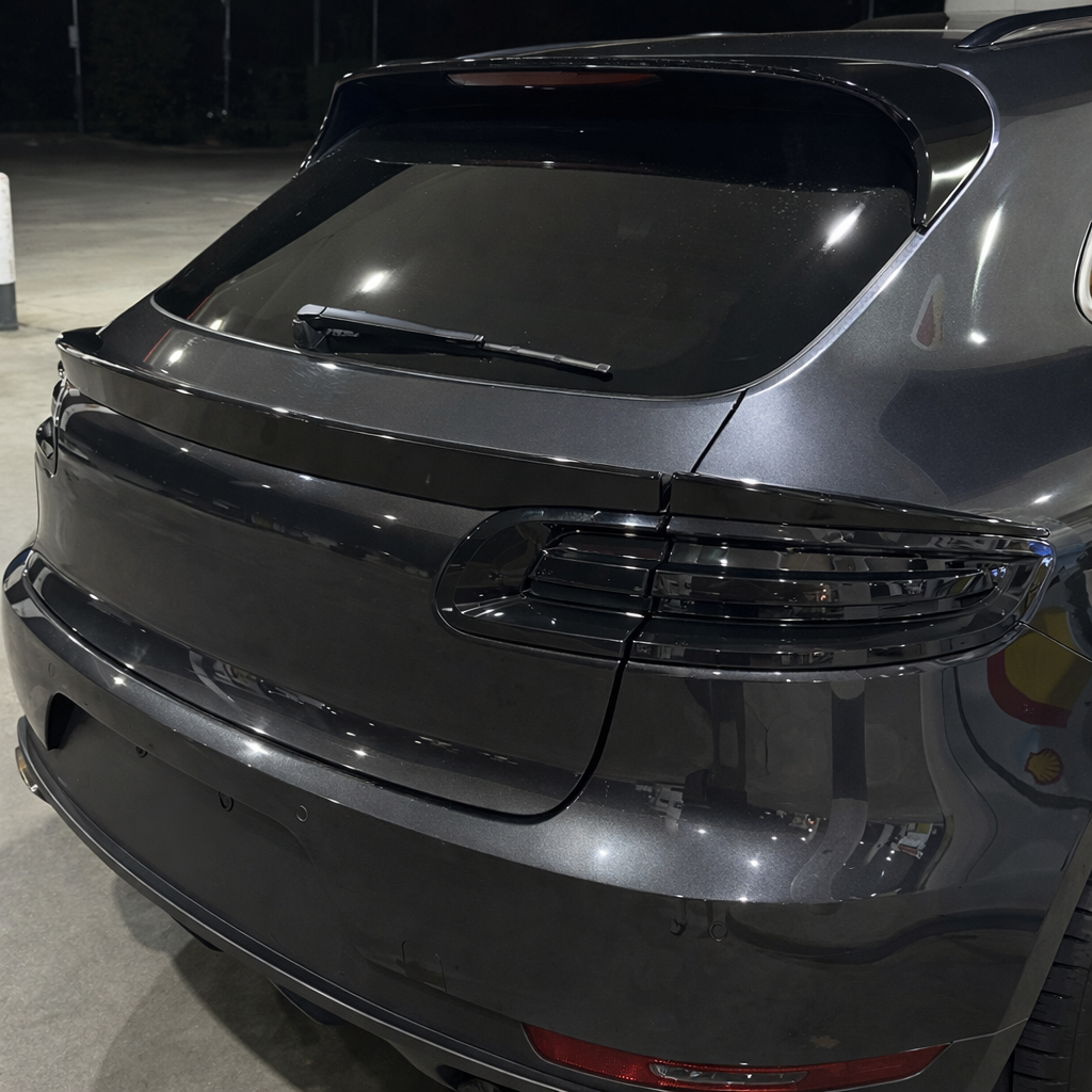 Porsche Macan 95B Rear Trunk Spoiler - Carbon Fiber / Gloss Black