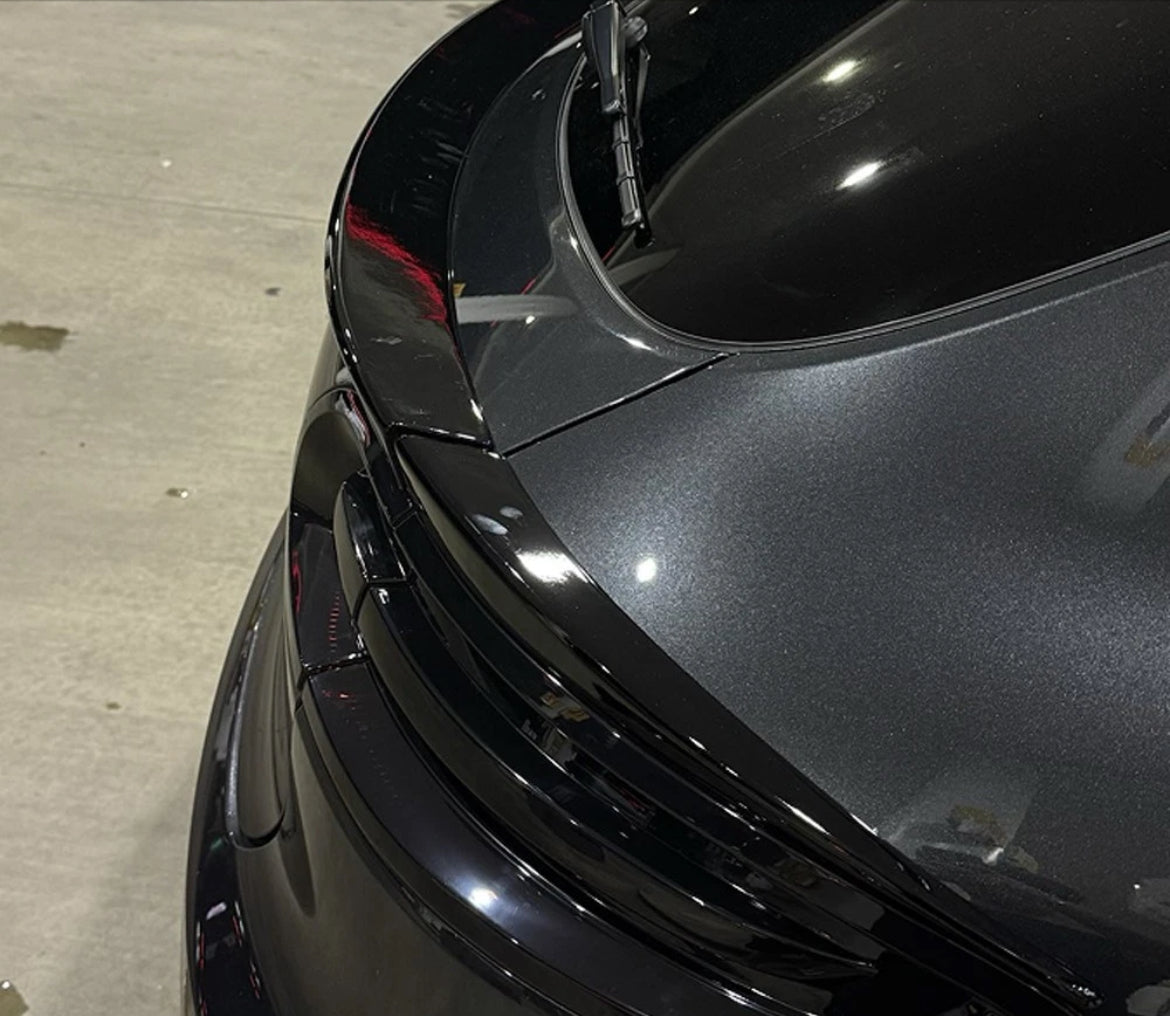 Porsche Macan 95B Rear Trunk Spoiler - Carbon Fiber / Gloss Black