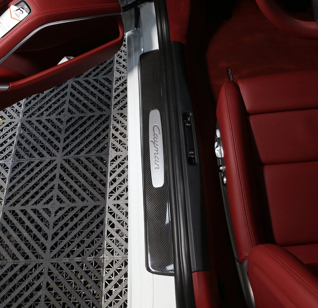 Porsche 718/911 - Carbon Fiber Door Kick Panels