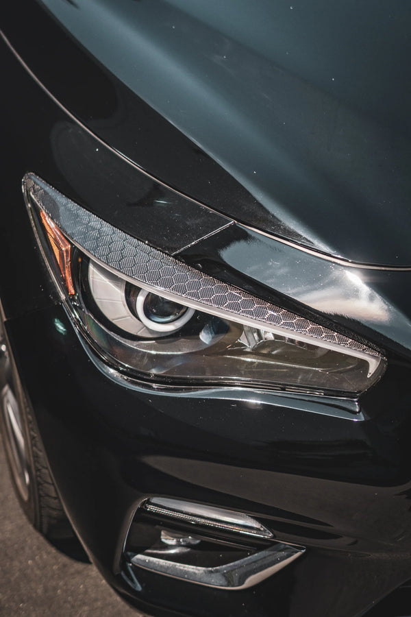 Infiniti Q50/Q60 Carbon Fiber Eyelids - Honeycomb / Forged / Gloss Black