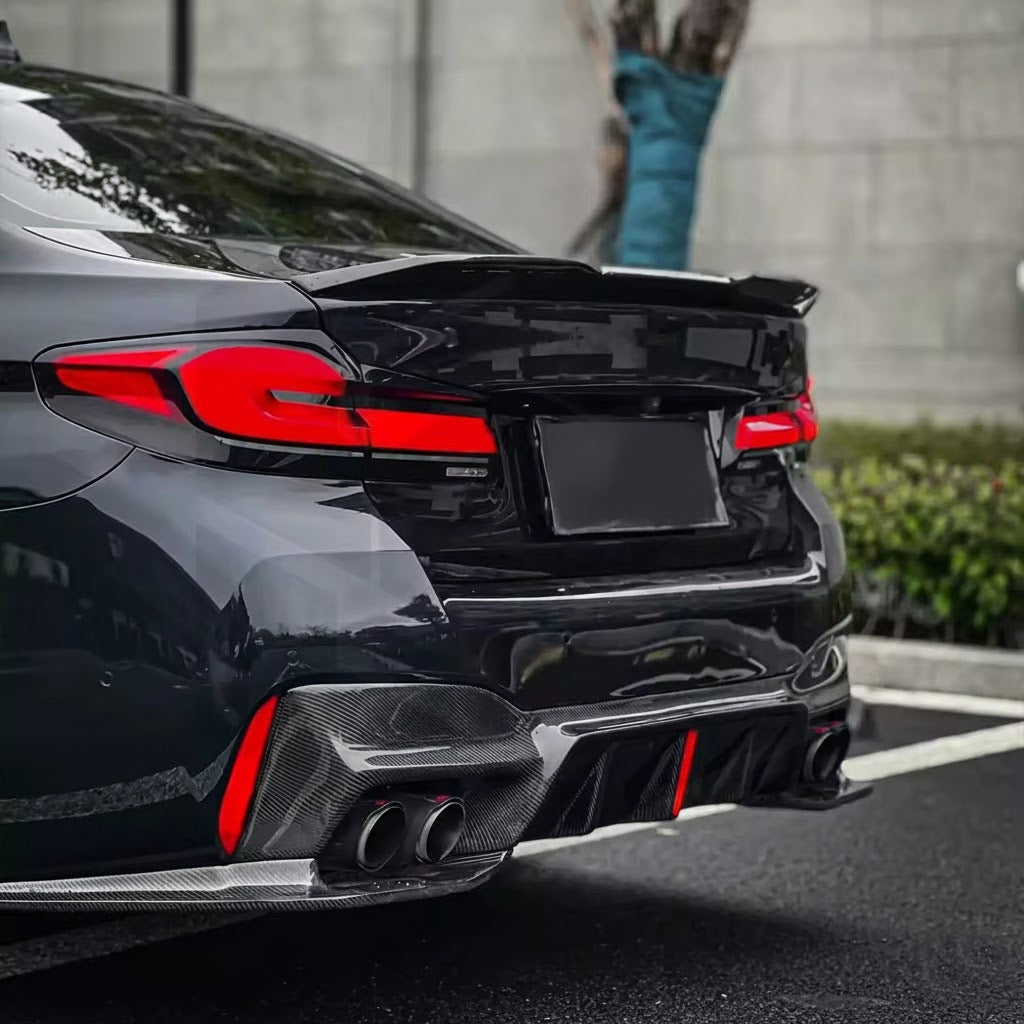 BMW F90 M5 V2 Diffuser - Carbon Fiber w/ Brake Light