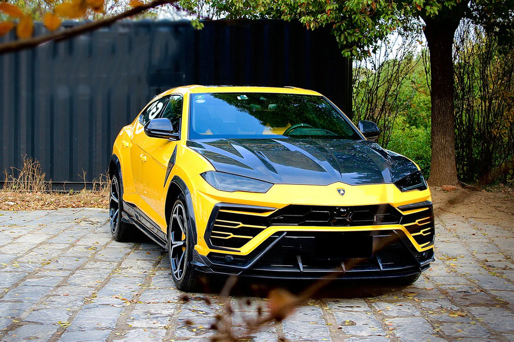 Lamborghini Urus V2 Vented Carbon Fiber Hood