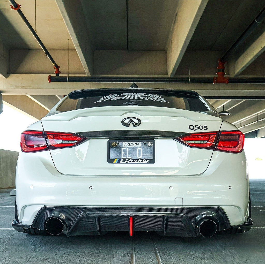 Infiniti Q50 Diffuser w/ Brake Light - Gloss Black / Carbon Fiber