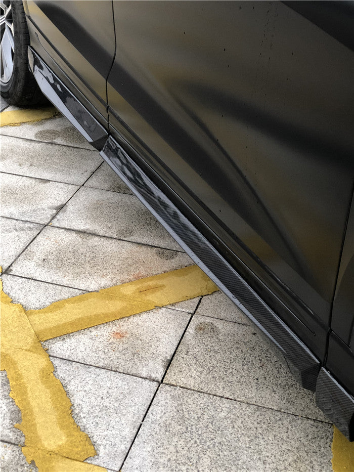 Audi Q8 Carbon Fiber Side Skirts Body Kit